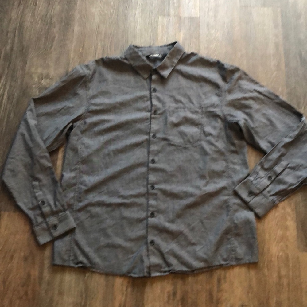 Men’s Arc’teryx long sleeve button down Shirt XL